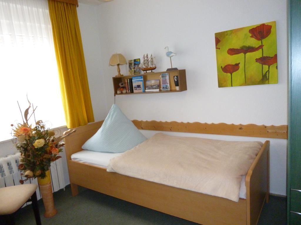 Pension Am Peeneufer Ug Wolgast Chambre photo