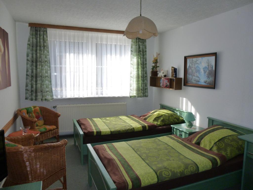 Pension Am Peeneufer Ug Wolgast Chambre photo