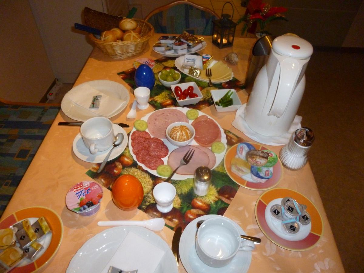 Pension Am Peeneufer Ug Wolgast Extérieur photo